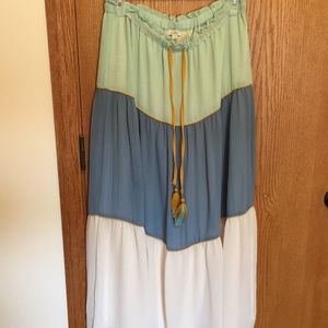 WORN ONCE LOFT FLOWING MAXI SKIRT!!